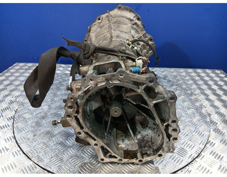 Recambio de caja cambios para nissan pick-up (d22) 2.5 16v turbodiesel cat referencia OEM IAM X1B  YD25DDTI