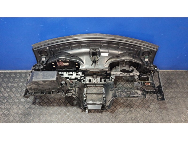 Recambio de salpicadero para citroën c3 1.2 12v vti referencia OEM IAM 9684150977 980168472D 