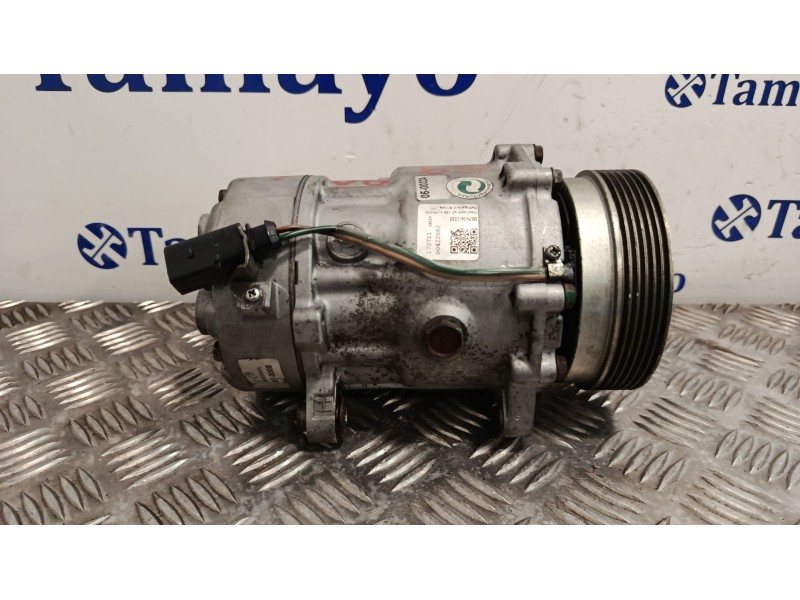 Recambio de compresor aire acondicionado para seat leon (1m1) 1.6 16 v referencia OEM IAM SD7V161233  