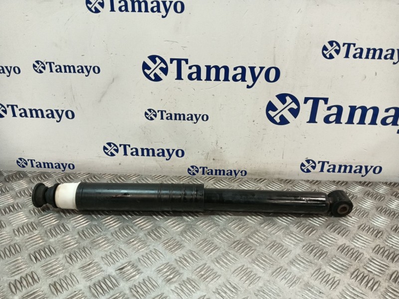 Recambio de amortiguador trasero izquierdo para renault clio iv referencia OEM IAM 562109815R  