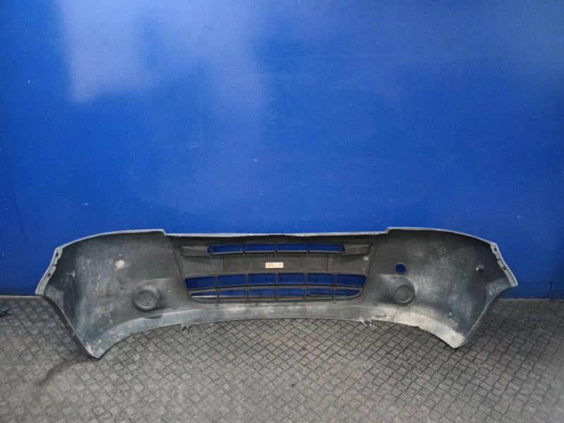 Recambio de paragolpes delantero para renault master ii furgoneta (fd) 2.5 dci 120 referencia OEM IAM 8200197134  