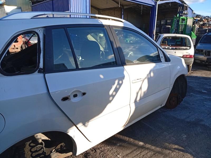 Recambio de puerta trasera derecha para renault koleos 2.0 dci diesel fap referencia OEM IAM 821001776R  