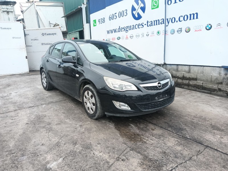 opel astra j (p10) del año 2011