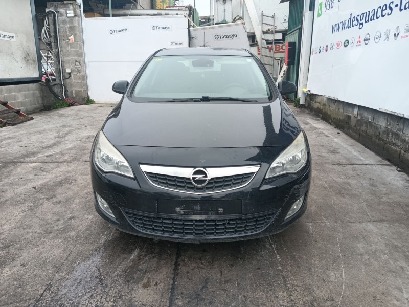 opel astra j (p10) del año 2011