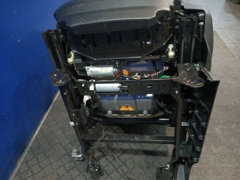 Recambio de juego asientos completo para land rover discovery iv (l319) 3.0 sdv6 4x4 referencia OEM IAM   