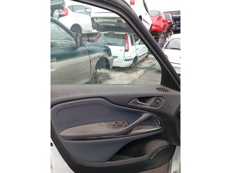 Recambio de elevalunas delantero izquierdo para opel zafira tourer c van (p12) 2.0 cdti (75) referencia OEM IAM   