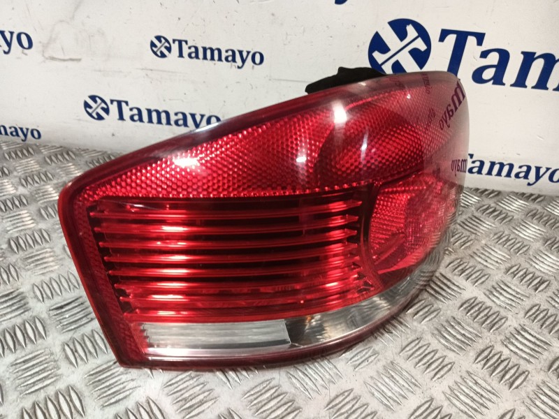 Recambio de piloto trasero izquierdo para audi a3 (8p1) 1.9 tdi referencia OEM IAM 8P0945257  