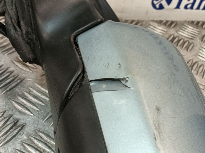 Recambio de retrovisor izquierdo para audi a3 (8p1) 1.9 tdi referencia OEM IAM E1010754  
