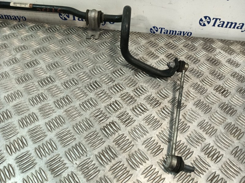 Recambio de barra estabilizadora delantera para renault clio iv referencia OEM IAM 546114162R  