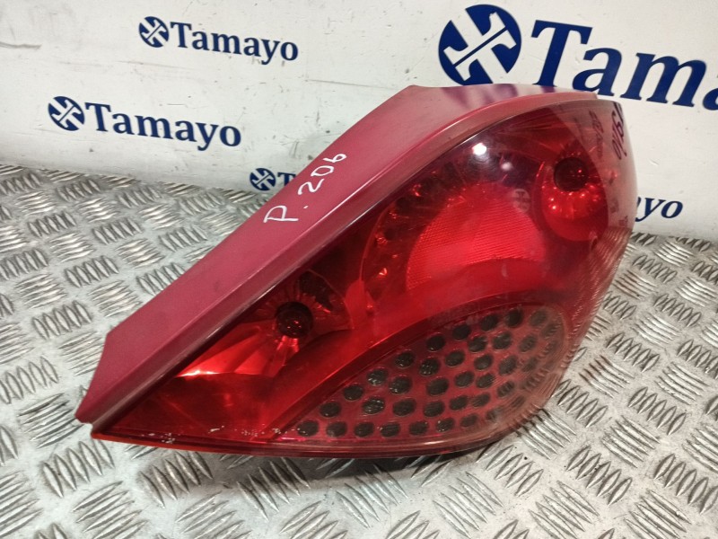 Recambio de piloto trasero derecho para peugeot 207/207+ (wa_, wc_) 1.6 hdi referencia OEM IAM 964998658003  