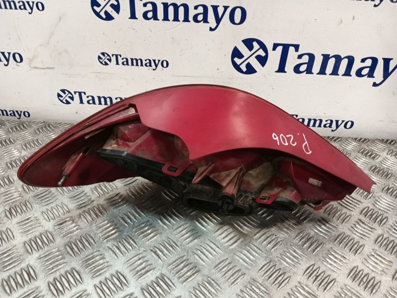 Recambio de piloto trasero derecho para peugeot 207/207+ (wa_, wc_) 1.6 hdi referencia OEM IAM 964998658003  