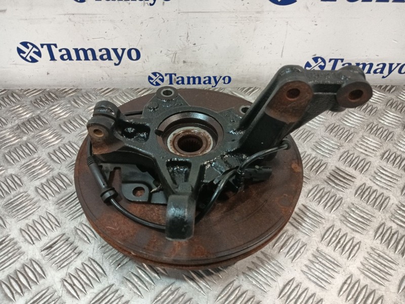 Recambio de mangueta delantera derecha para renault clio iv referencia OEM IAM   