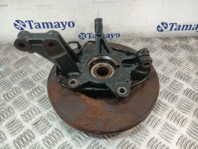 Recambio de mangueta delantera derecha para renault clio iv referencia OEM IAM   