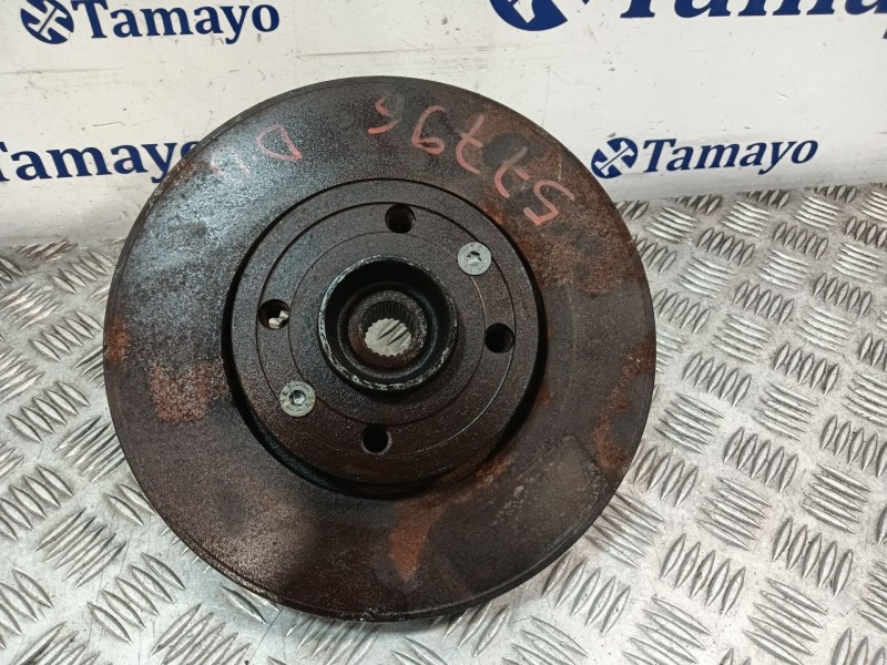 Recambio de mangueta delantera derecha para renault clio iv referencia OEM IAM   