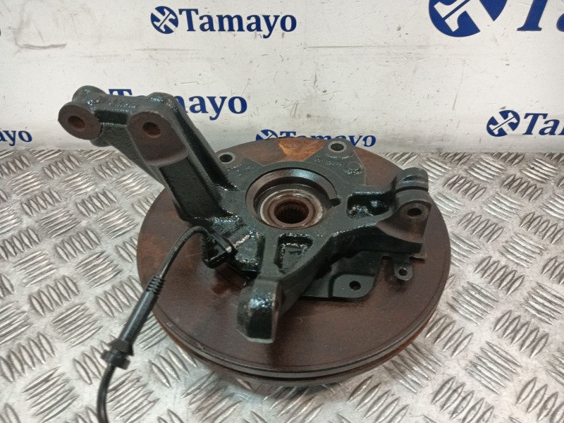 Recambio de mangueta delantera izquierda para renault clio iv referencia OEM IAM   