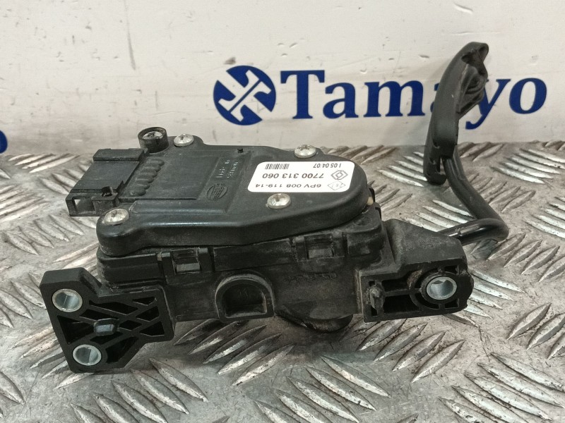 Recambio de pedal acelerador para renault trafic caja cerrada (ab 4.01) referencia OEM IAM 6PV00811914 7700313060 