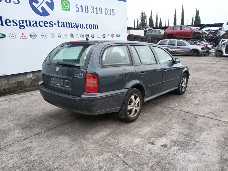 skoda octavia i combi (1u5) del año 1999