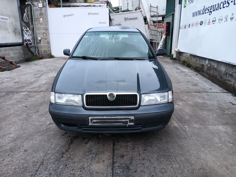 skoda octavia i combi (1u5) del año 1999