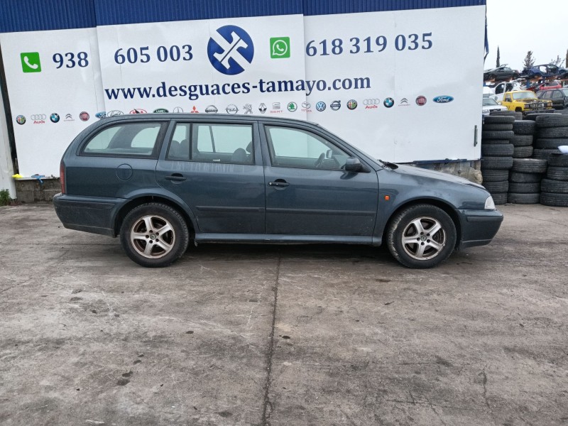 skoda octavia i combi (1u5) del año 1999