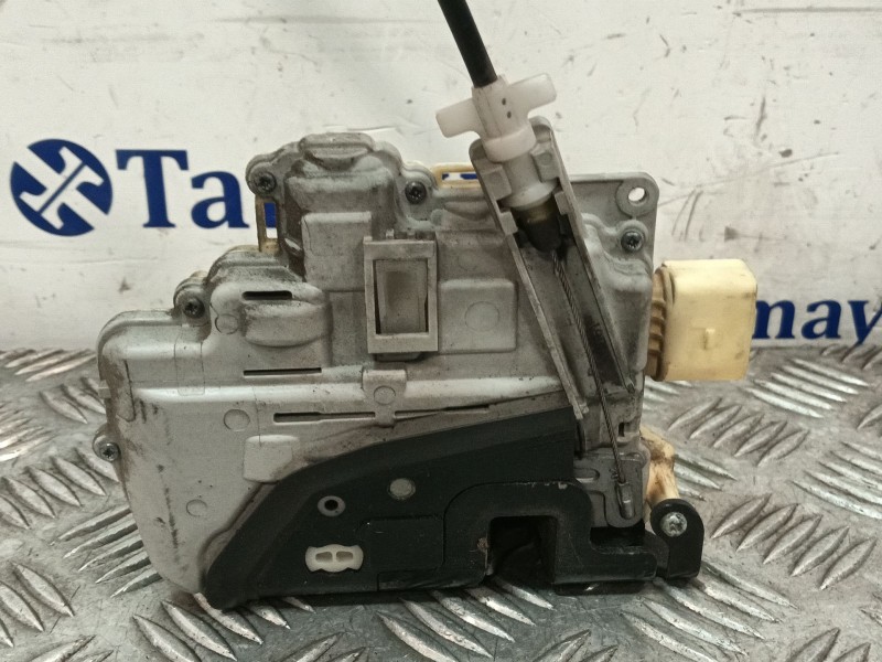 Recambio de cerradura puerta delantera izquierda para volkswagen passat berlina (3c2) referencia OEM IAM 3C1837015A  