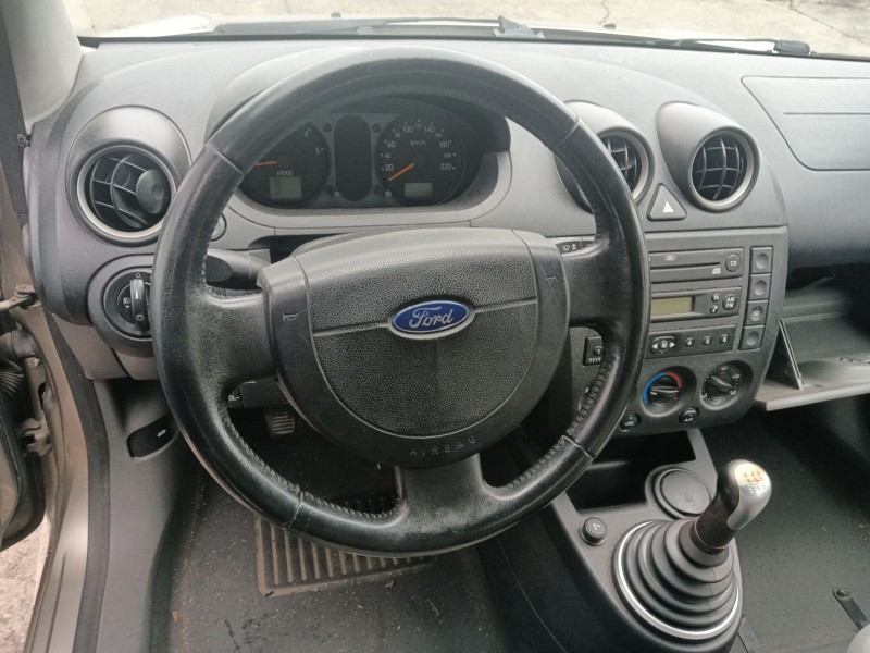ford fiesta v (jh_, jd_) del año 2003