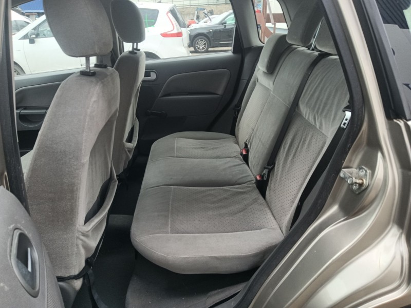 ford fiesta v (jh_, jd_) del año 2003