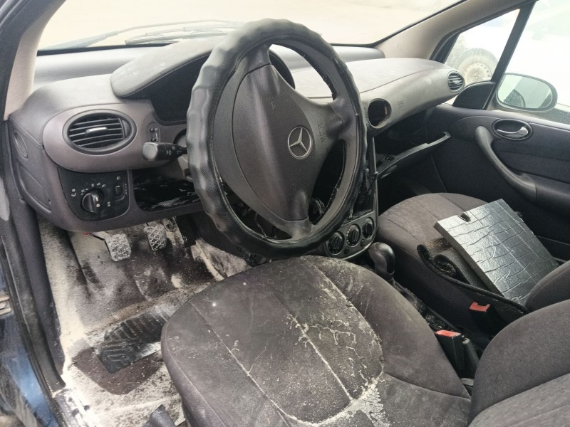 mercedes-benz clase a (w168) del año 2004