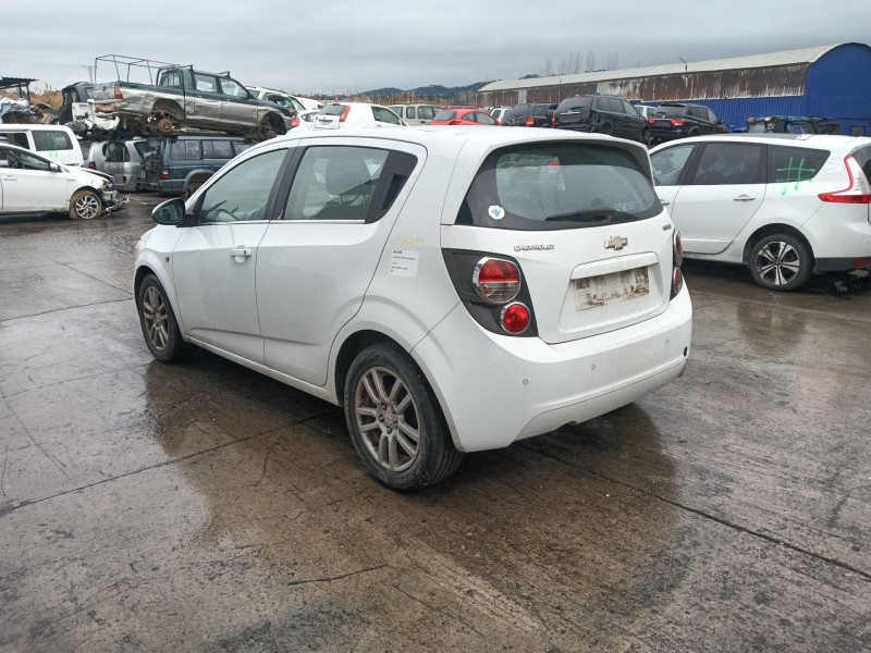 chevrolet aveo hatchback (t300) del año 2013