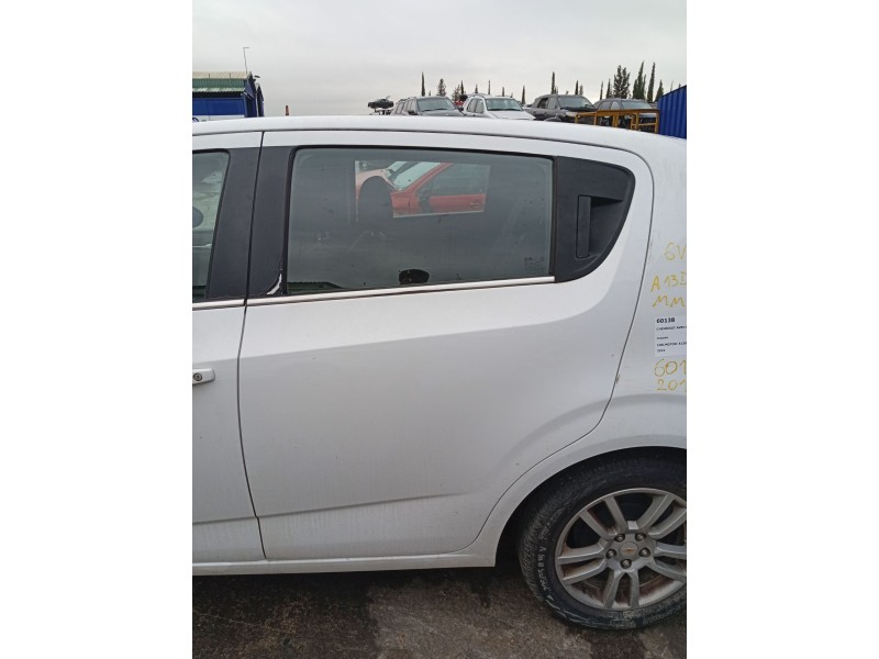 Recambio de puerta trasera izquierda para chevrolet aveo hatchback (t300) 1.3 d referencia OEM IAM 42357429  
