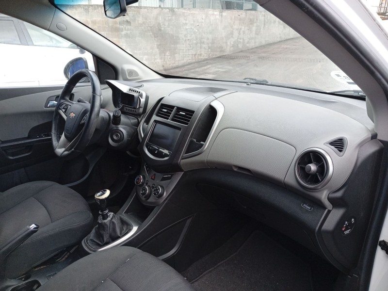 Recambio de salpicadero para chevrolet aveo hatchback (t300) 1.3 d referencia OEM IAM 95492893  