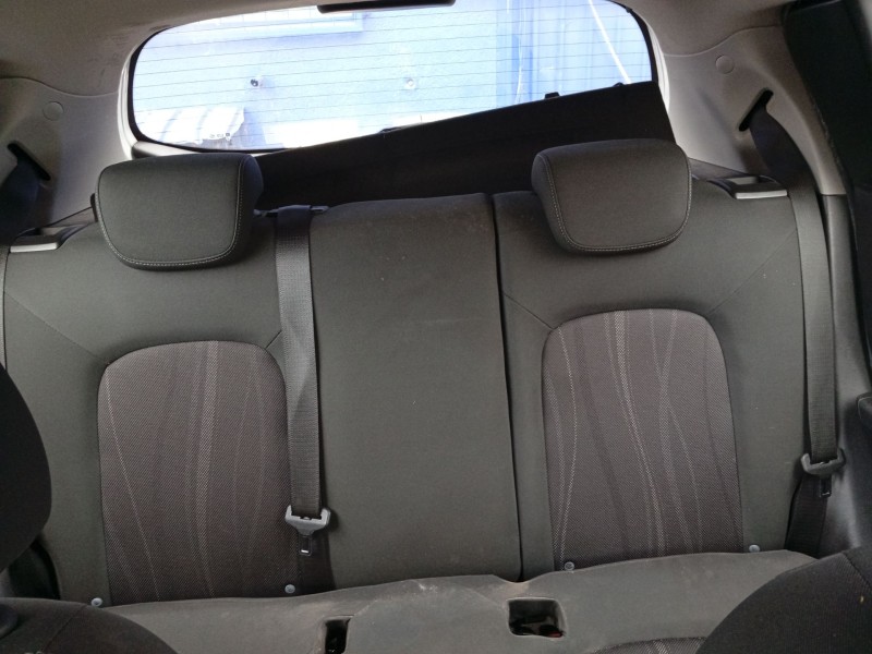Recambio de asientos traseros para chevrolet aveo hatchback (t300) 1.3 d referencia OEM IAM   