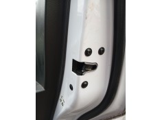 Recambio de cerradura puerta trasera derecha para chevrolet aveo hatchback (t300) 1.3 d referencia OEM IAM 13579546  