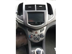 Recambio de mando climatizador para chevrolet aveo hatchback (t300) 1.3 d referencia OEM IAM    2