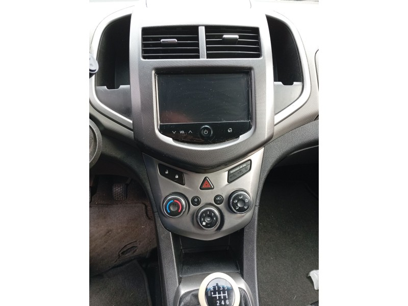 Recambio de mando climatizador para chevrolet aveo hatchback (t300) 1.3 d referencia OEM IAM   