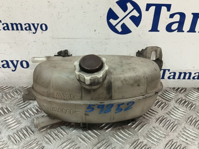 Recambio de deposito expansion para renault master ii furgoneta (fd) 2.5 dci 120 referencia OEM IAM 820059500  