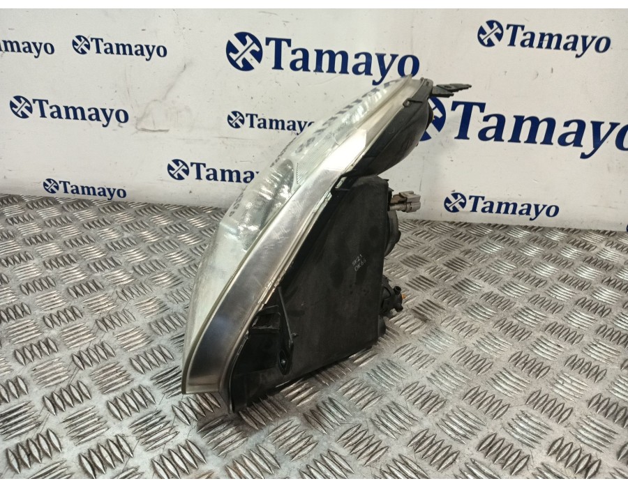 Recambio de faro derecho para suzuki swift iii (mz, ez) 1.5 (rs 415) referencia OEM IAM P4981R P4432R 