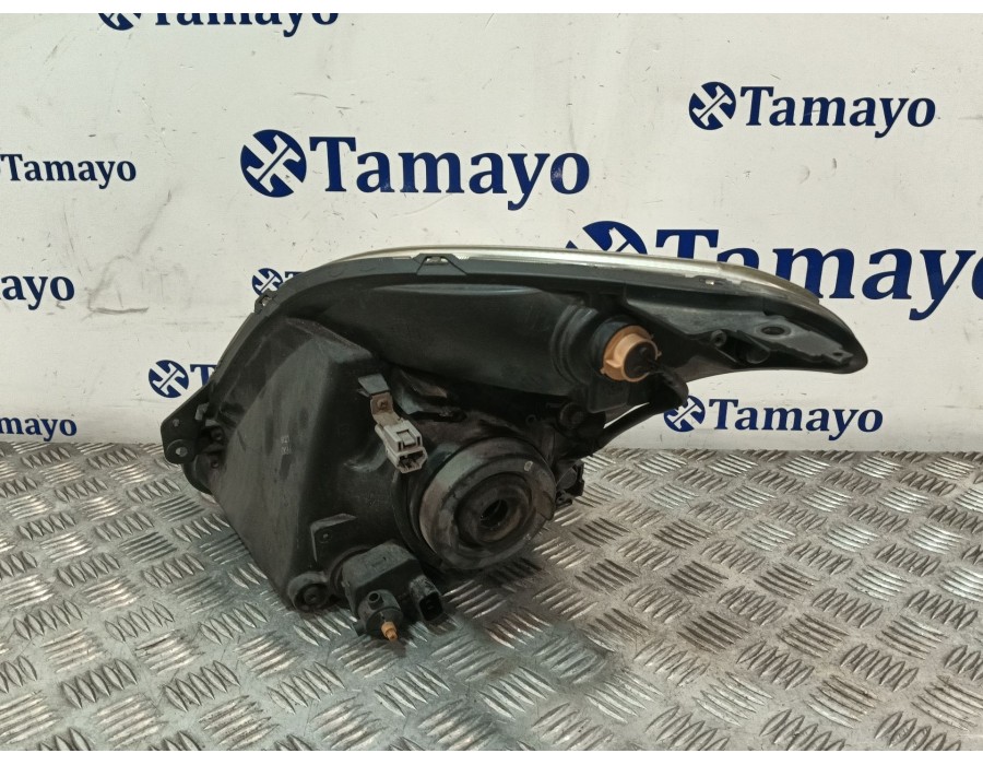 Recambio de faro derecho para suzuki swift iii (mz, ez) 1.5 (rs 415) referencia OEM IAM P4981R P4432R 