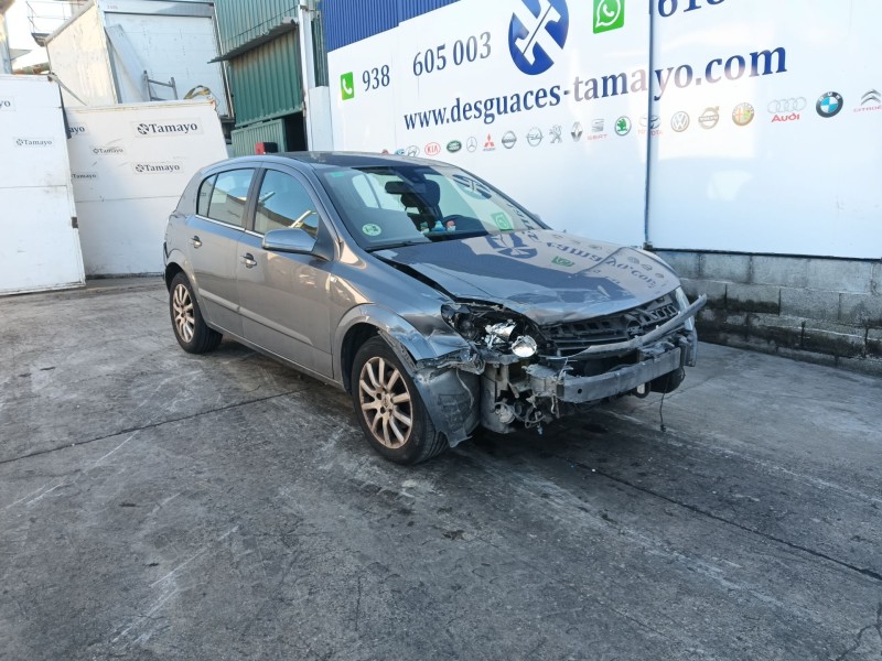 opel astra h (a04) del año 2004