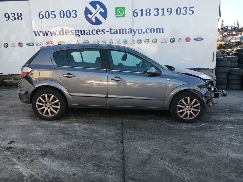 opel astra h (a04) del año 2004