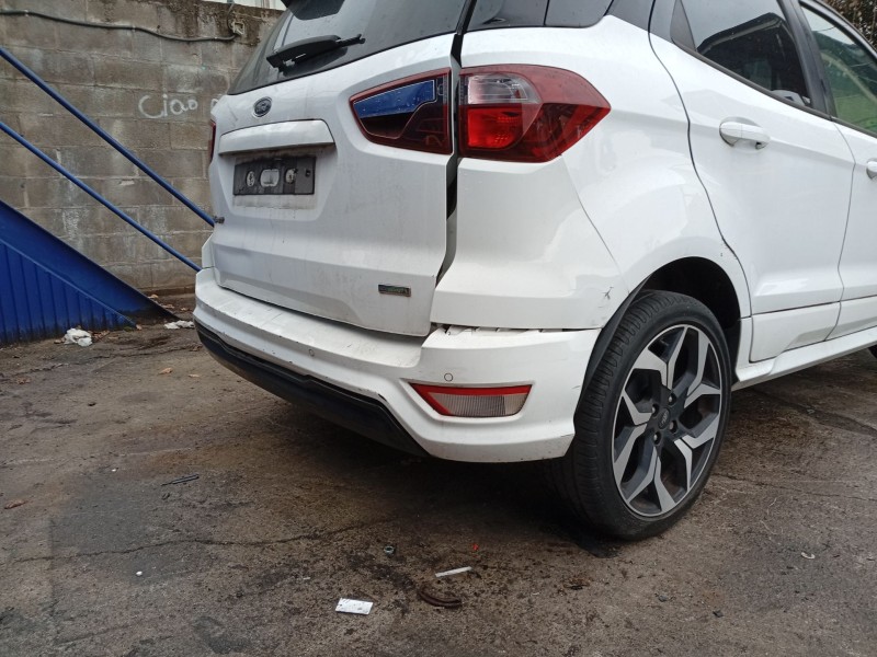 Recambio de paragolpes trasero para ford ecosport 1.0 ecoboost referencia OEM IAM 2251048  