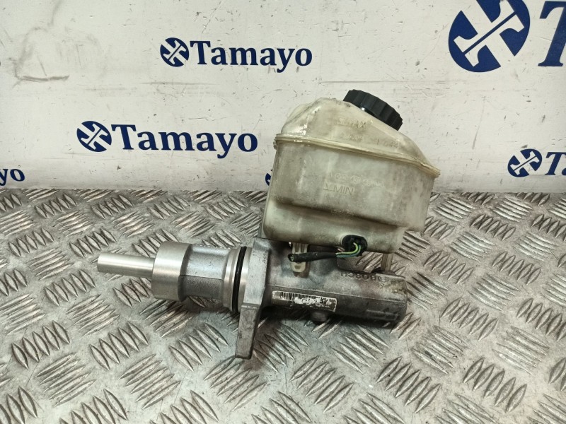 Recambio de bomba freno para mercedes-benz sprinter 02.00  caja cerrada referencia OEM IAM A0004317601  