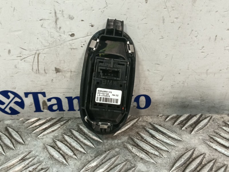 Recambio de mando elevalunas trasero izquierdo para bmw mini (f56) referencia OEM IAM 935486601  