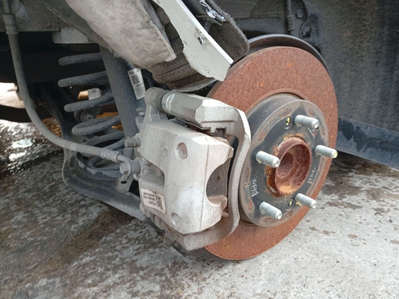 Recambio de pinza freno trasera derecha para kia ceed referencia OEM IAM VERDESPIECE / 58311G4A50 / 58230G4500  