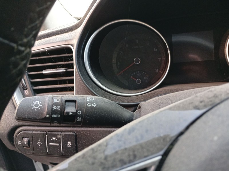 Recambio de mando intermitentes para kia ceed referencia OEM IAM   