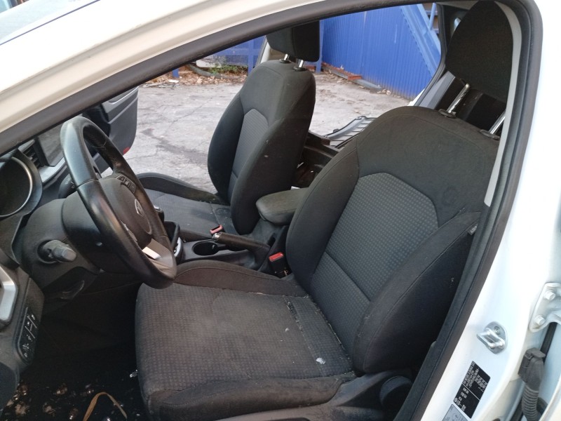 Recambio de asiento delantero izquierdo para kia ceed referencia OEM IAM   