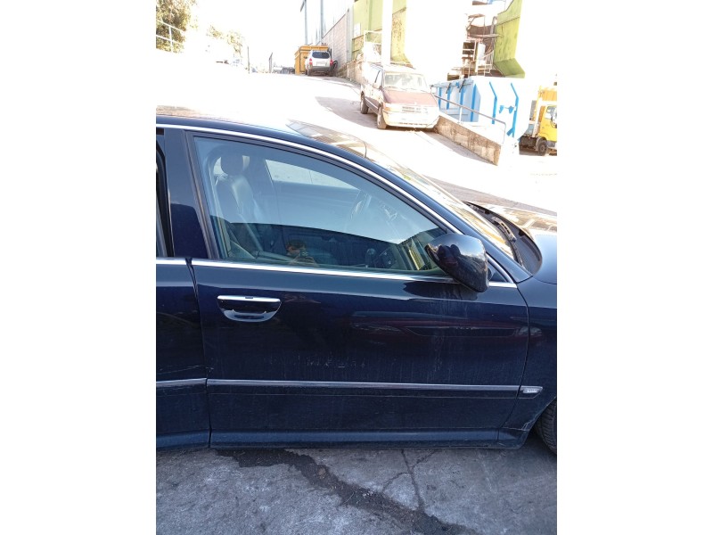 Recambio de puerta delantera derecha para audi a8 d3 (4e2, 4e8) 4.2 tdi quattro referencia OEM IAM 4E0831052C  