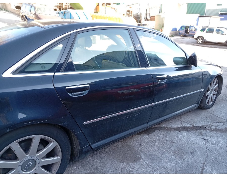 Recambio de puerta trasera derecha para audi a8 d3 (4e2, 4e8) 4.2 tdi quattro referencia OEM IAM 4E0833052C  