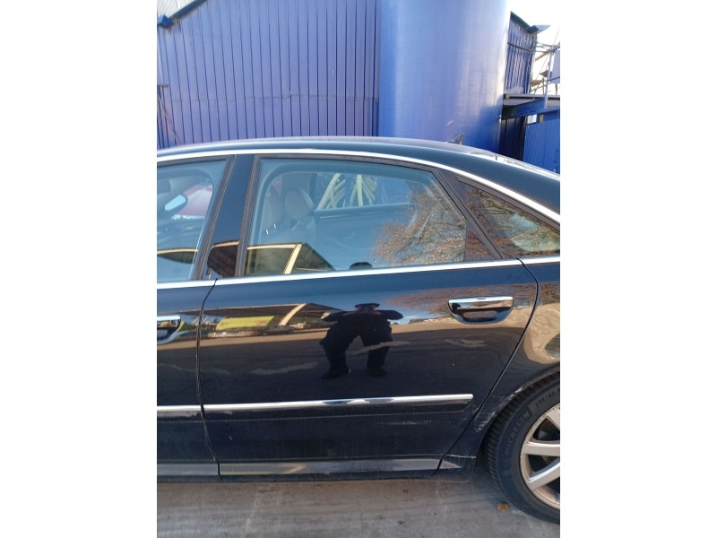 Recambio de puerta trasera izquierda para audi a8 d3 (4e2, 4e8) 4.2 tdi quattro referencia OEM IAM 4E0833051C  