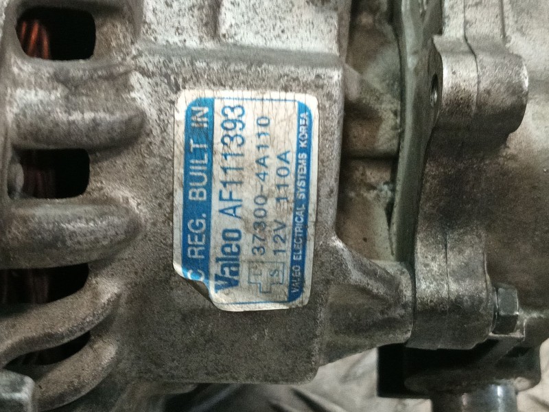 Recambio de alternador para kia sorento referencia OEM IAM 373004A110 AF111393 