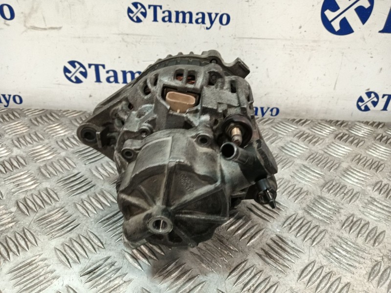 Recambio de alternador para kia sorento referencia OEM IAM 373004A110 AF111393 